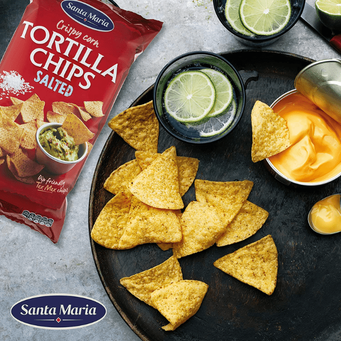 Load image into Gallery viewer, Santa Maria Crispy Corn Tortilla Chips Savoury Snack 475g
